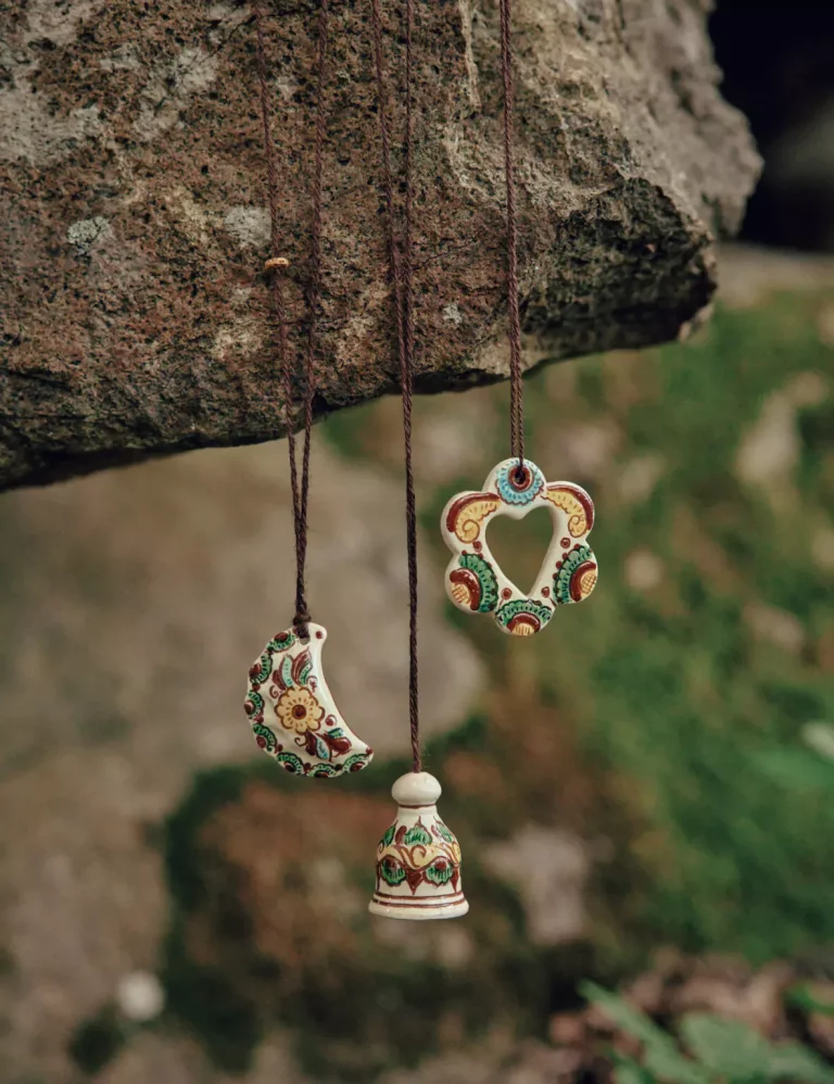 Dzvonyk ceramic pendant