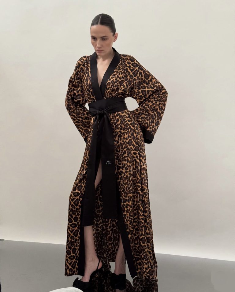 Leo Kimono