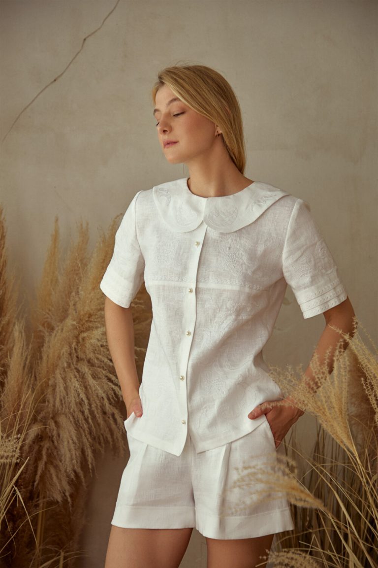 Women's embroidered shirt "Pearl" short sleeve