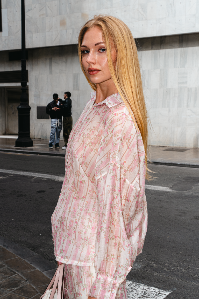Shirt with a floral pattern