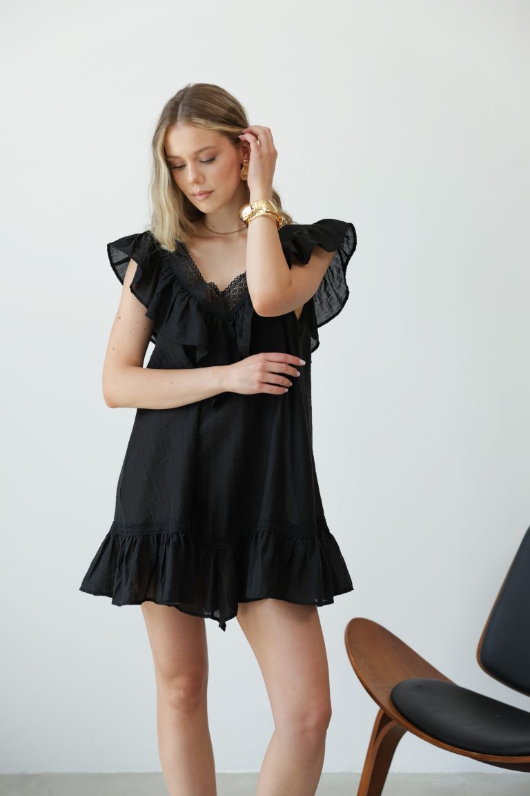 VESNA black dress
