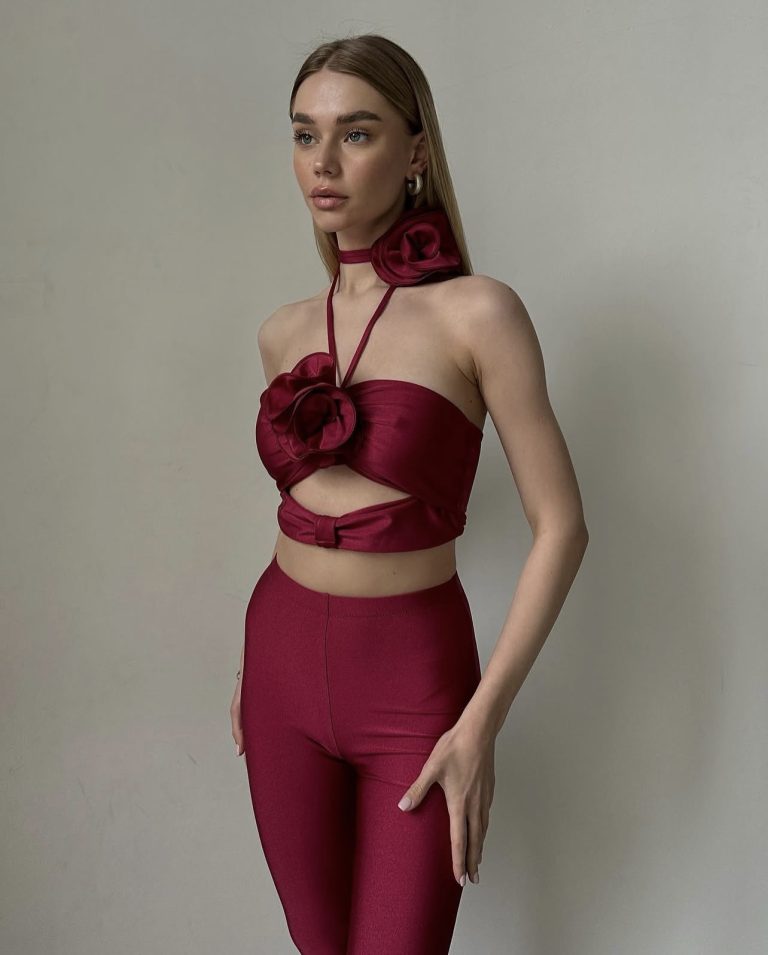 La Mare Collection Top with flowers