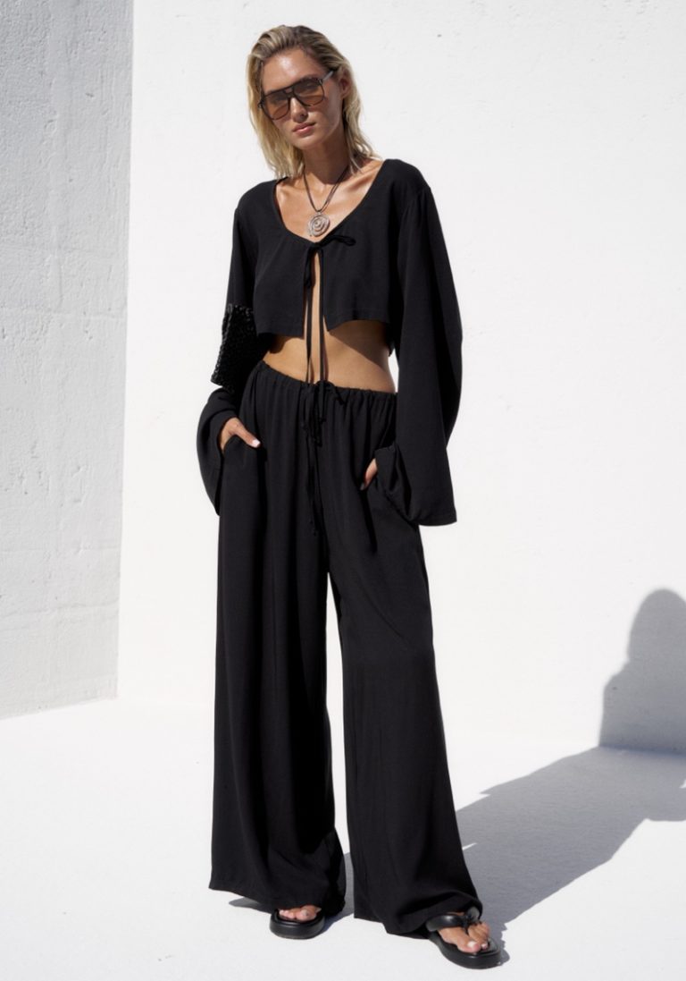 PHANGAN black pants